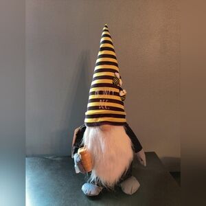 Rae Dunn gnome - Honey Bee